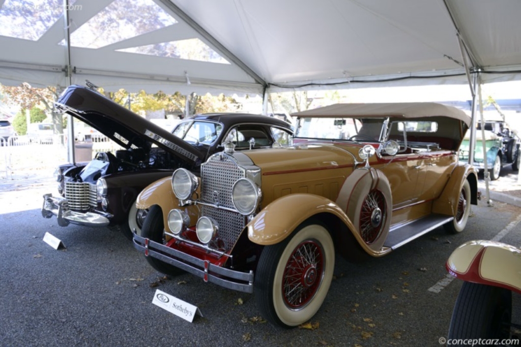 29-Packard-Deluxe-8_DV-15-RMH-03-800.jpg